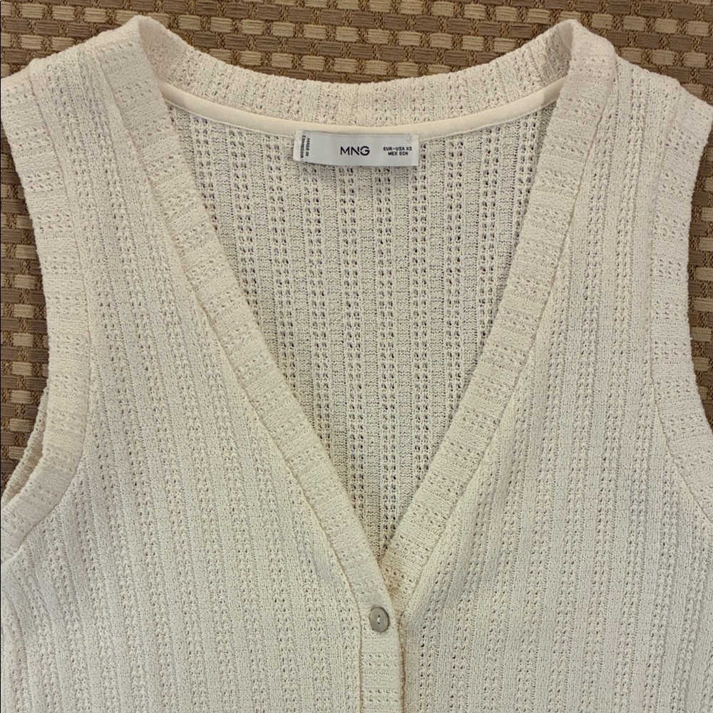 Mango Women's Ivory Knit Button-Front Tank Vest - Picture 2 of 3